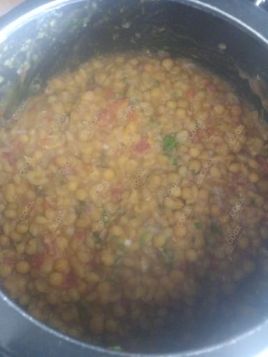 Tasty Matar Kulcha cooked by COOX chefs cooks during occasions parties events at home