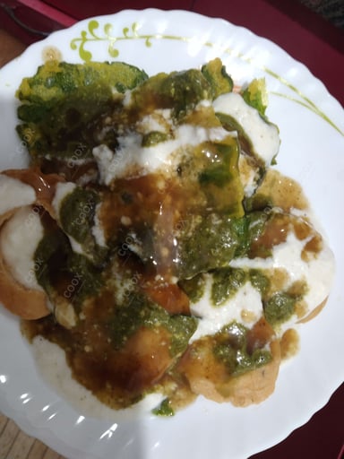 Tasty Palak Patta Chaat cooked by COOX chefs cooks during occasions parties events at home