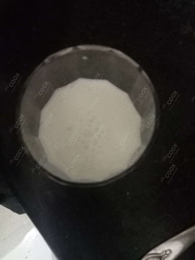 Tasty Vanilla Milkshake cooked by COOX chefs cooks during occasions parties events at home