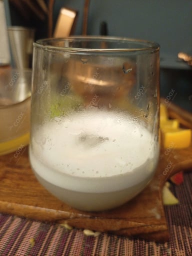 Tasty Gin Sour cooked by COOX chefs cooks during occasions parties events at home