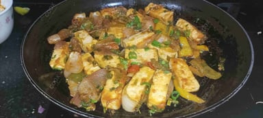 Tasty Tofu in Black Bean Sauce cooked by COOX chefs cooks during occasions parties events at home