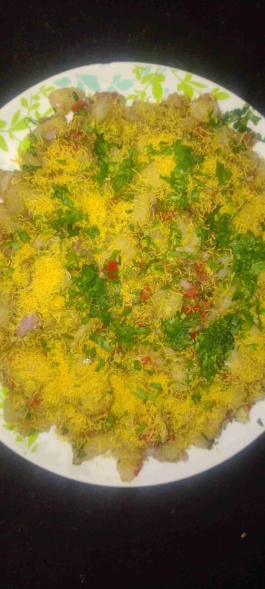 Tasty Aloo Chaat cooked by COOX chefs cooks during occasions parties events at home
