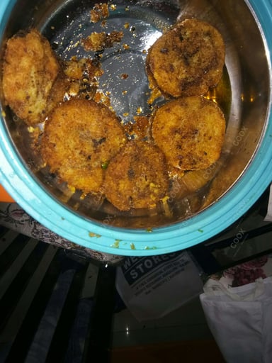 Tasty Aloo Tikki Chaat cooked by COOX chefs cooks during occasions parties events at home