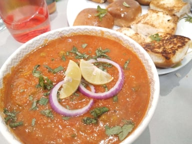 Tasty Pav Bhaji cooked by COOX chefs cooks during occasions parties events at home