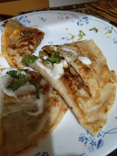 Tasty Chicken Quesadillas cooked by COOX chefs cooks during occasions parties events at home