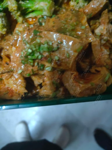 Tasty Tandoori Masala Chaap (Dry) cooked by COOX chefs cooks during occasions parties events at home