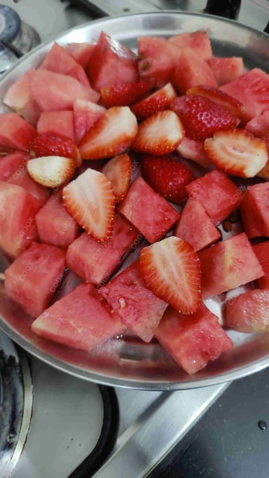 Tasty Fruit Juice cooked by COOX chefs cooks during occasions parties events at home