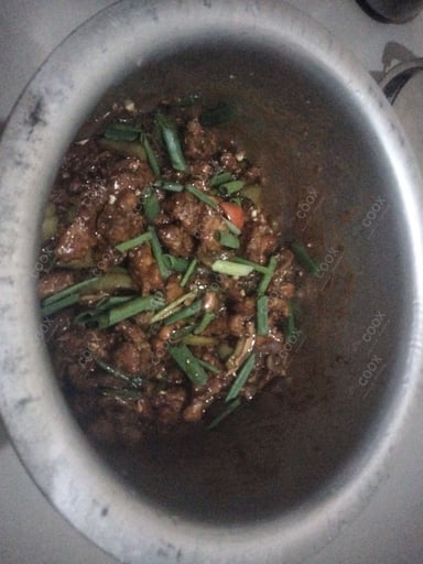Tasty Kung Pao Chicken cooked by COOX chefs cooks during occasions parties events at home