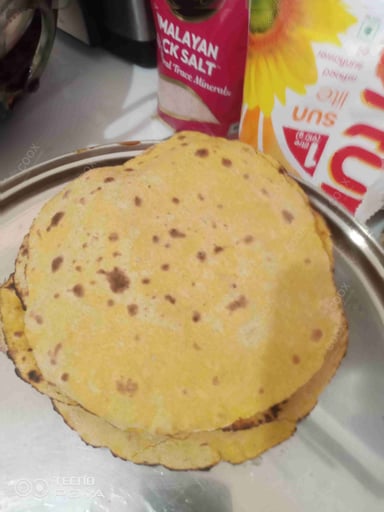 Tasty Makki ki Rotis cooked by COOX chefs cooks during occasions parties events at home