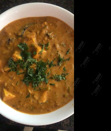 Tasty Kadhai Paneer cooked by COOX chefs cooks during occasions parties events at home