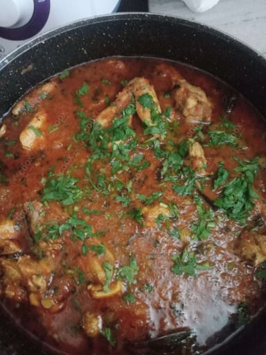 Tasty Chicken Curry cooked by COOX chefs cooks during occasions parties events at home