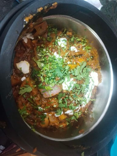 Tasty Mushroom do Pyaza cooked by COOX chefs cooks during occasions parties events at home