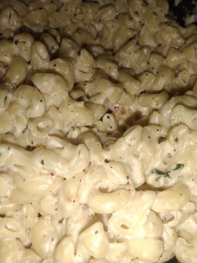 Tasty Mac and Cheese cooked by COOX chefs cooks during occasions parties events at home
