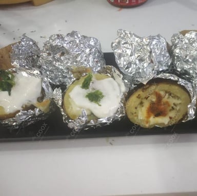 Tasty Fried Cheese Balls cooked by COOX chefs cooks during occasions parties events at home