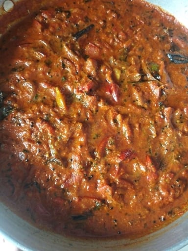 Tasty Tomato Curry cooked by COOX chefs cooks during occasions parties events at home