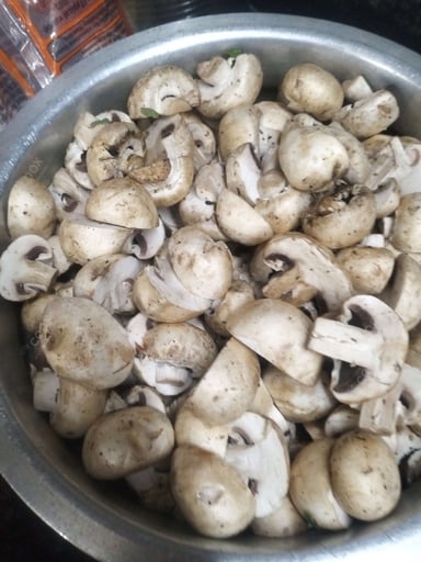 Tasty Chilli Mushroom cooked by COOX chefs cooks during occasions parties events at home