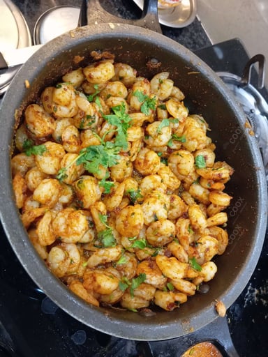 Tasty Butter Garlic Prawns cooked by COOX chefs cooks during occasions parties events at home