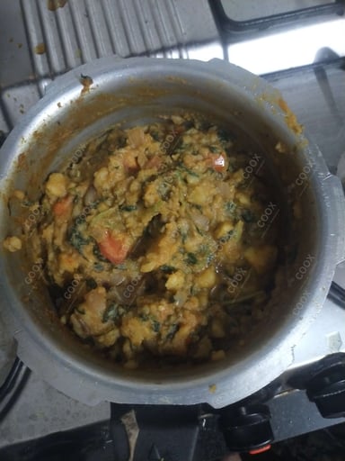 Tasty Aloo Methi cooked by COOX chefs cooks during occasions parties events at home