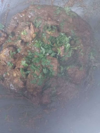 Tasty Chettinad Chicken cooked by COOX chefs cooks during occasions parties events at home