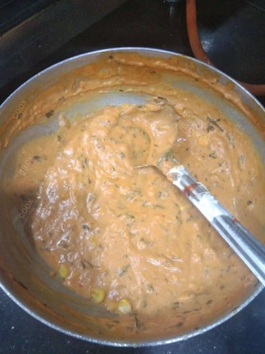 Tasty Ravioli in Pink Sauce cooked by COOX chefs cooks during occasions parties events at home