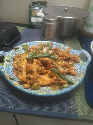 Tasty Crispy Honey Chicken cooked by COOX chefs cooks during occasions parties events at home