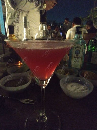 Tasty Strawberry Daiquiri  cooked by COOX chefs cooks during occasions parties events at home