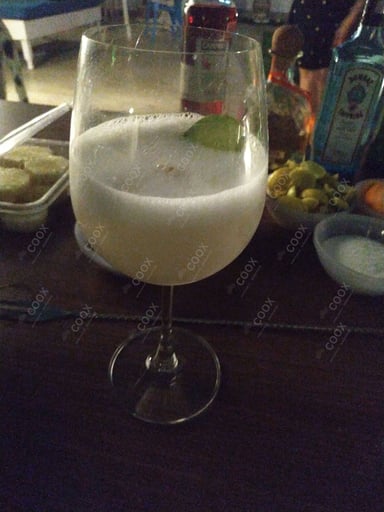 Tasty Gin Sour cooked by COOX chefs cooks during occasions parties events at home