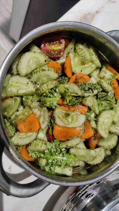 Tasty Lettuce Pesto Salad cooked by COOX chefs cooks during occasions parties events at home
