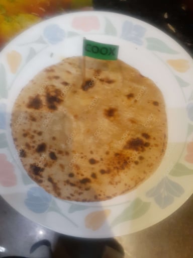 Tasty Naan (Butter / Garlic) cooked by COOX chefs cooks during occasions parties events at home