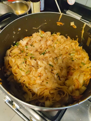 Tasty Pad Thai Noodles cooked by COOX chefs cooks during occasions parties events at home