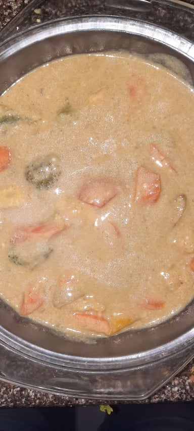 Tasty Green Thai Curry cooked by COOX chefs cooks during occasions parties events at home
