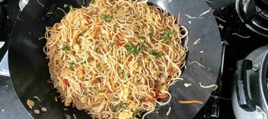 Tasty Egg Noodles cooked by COOX chefs cooks during occasions parties events at home
