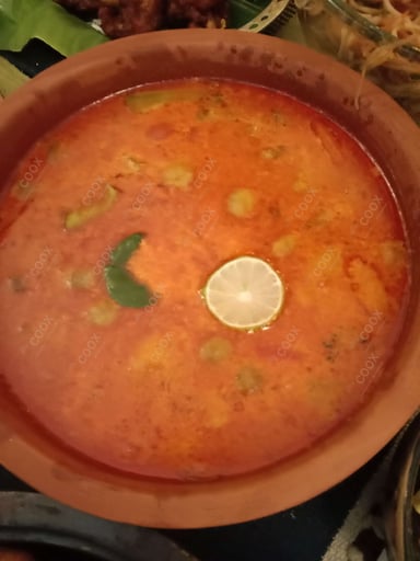 Tasty Red Thai Prawn Curry cooked by COOX chefs cooks during occasions parties events at home