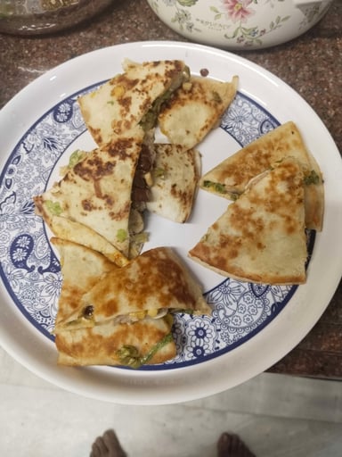 Tasty Chicken Burritos cooked by COOX chefs cooks during occasions parties events at home