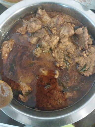 Tasty Chettinad Chicken cooked by COOX chefs cooks during occasions parties events at home