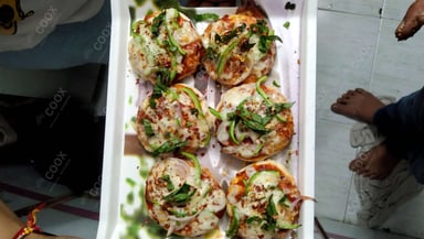 Tasty Coin Pizza cooked by COOX chefs cooks during occasions parties events at home