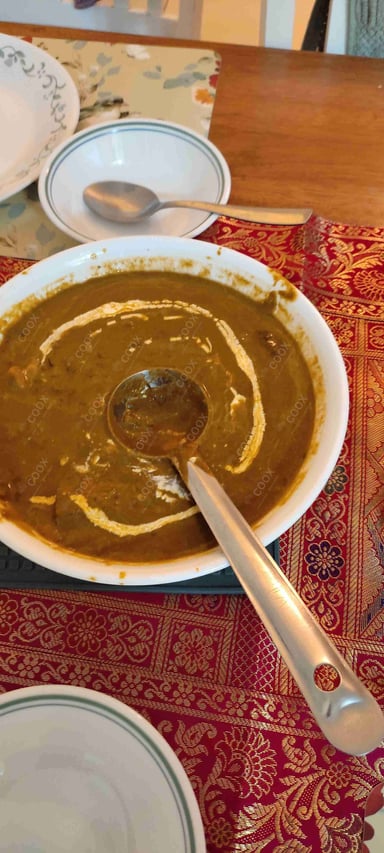 Tasty Palak Paneer cooked by COOX chefs cooks during occasions parties events at home