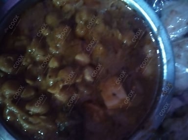 Tasty Chole cooked by COOX chefs cooks during occasions parties events at home