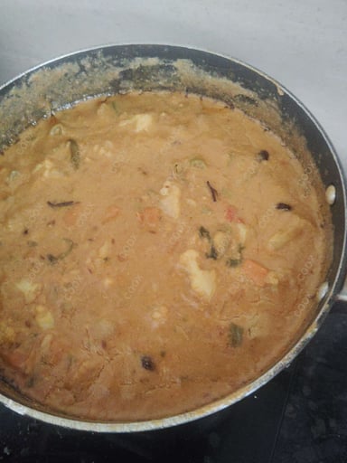 Tasty Veg Korma cooked by COOX chefs cooks during occasions parties events at home
