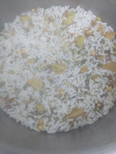 Tasty Bhel Puri cooked by COOX chefs cooks during occasions parties events at home