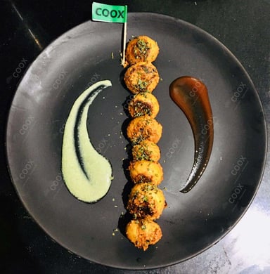 Tasty Mushroom Tikka cooked by COOX chefs cooks during occasions parties events at home