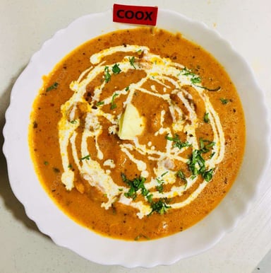 Tasty Butter Chicken cooked by COOX chefs cooks during occasions parties events at home