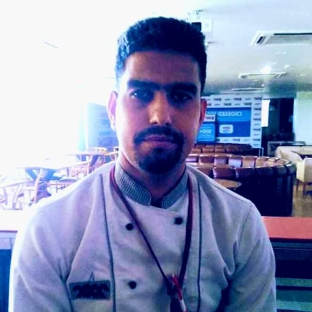 COOX best rated cooks chefs with highest ratings, reviews, feedback. Hire expert trending cooks for small house parties, private parties