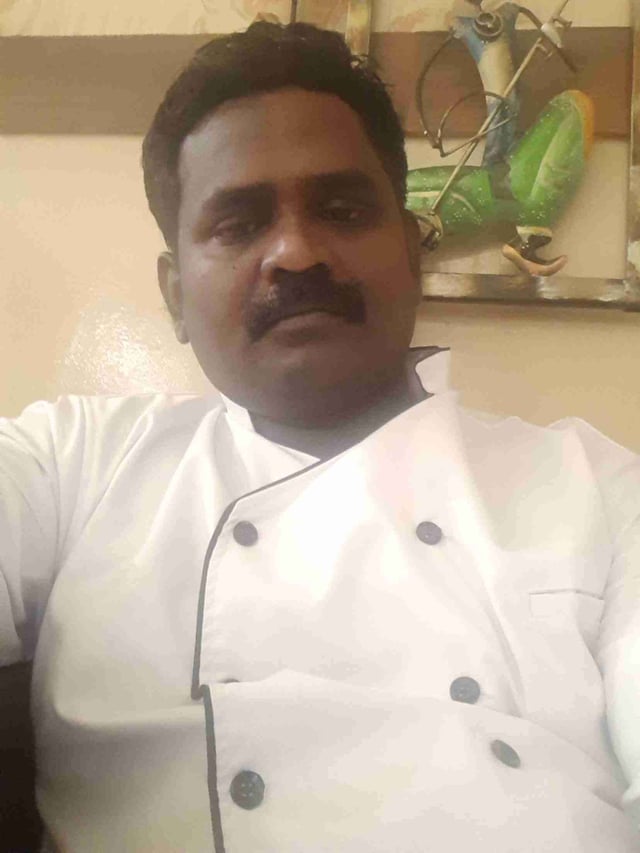 COOX best rated cooks chefs with highest ratings, reviews, feedback. Hire expert trending cooks for small house parties, private parties