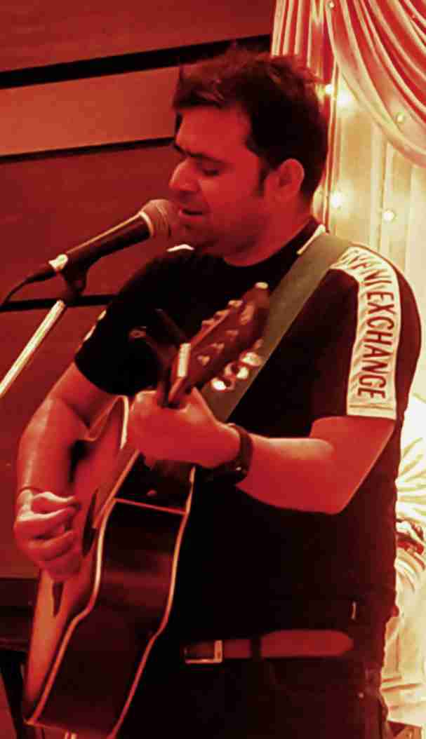 COOX best rated cooks chefs with highest ratings, reviews, feedback. Hire expert trending cooks for small house parties, private parties