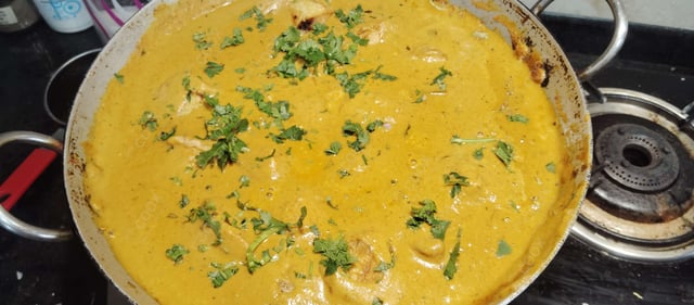 Tasty Pav Bhaji cooked by COOX chefs cooks during occasions parties events at home