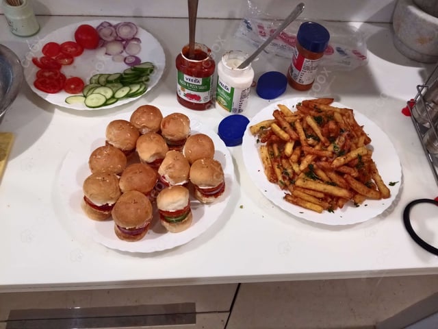 Delicious Mini Veg Burgers prepared by COOX