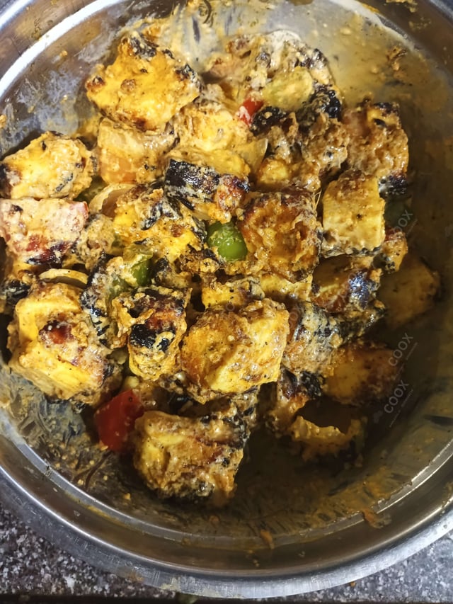 Delicious Paneer Tikka prepared by COOX