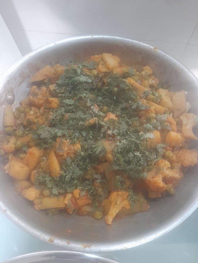 Delicious Aloo Gobhi prepared by COOX