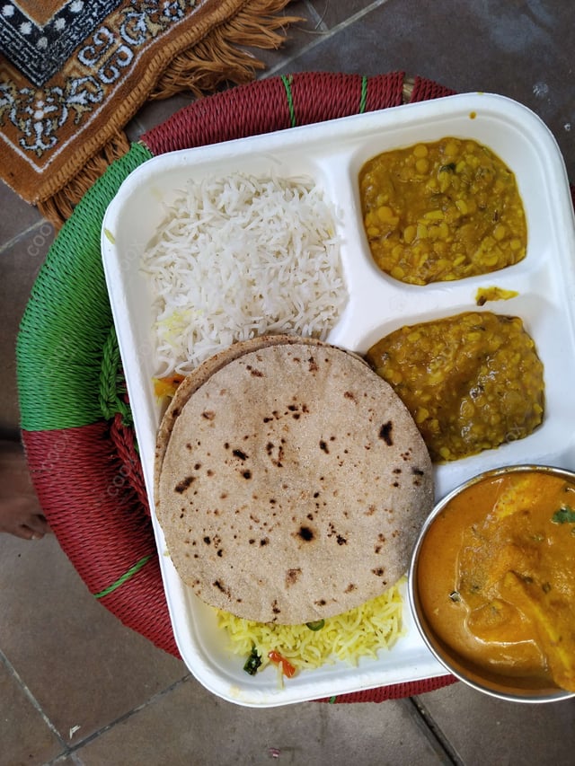 Delicious Salad, Papad prepared by COOX